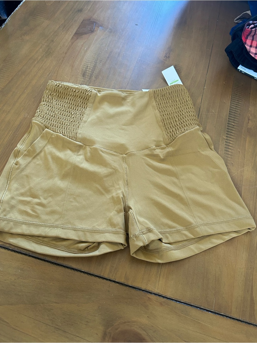 NWT Aerie Offline 3” High-Waist Smocked Waistband Women’s Shorts — Tan - Picture 2 of 9